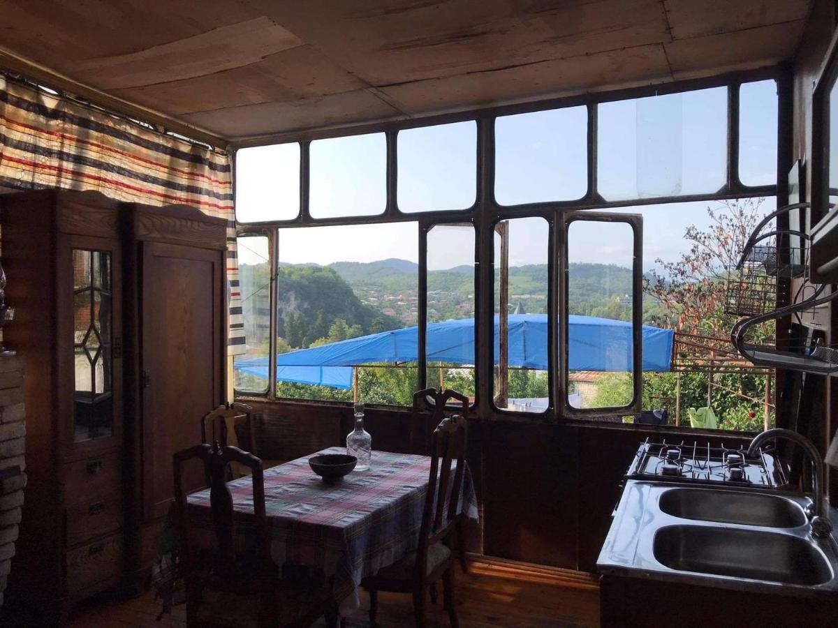 Hotel Peaceful View à Koutaïssi Extérieur photo