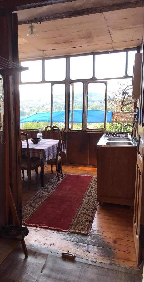 Hotel Peaceful View à Koutaïssi Extérieur photo